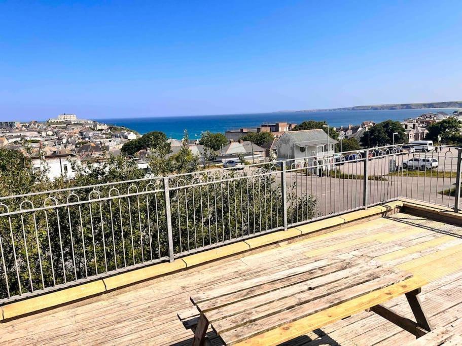 2Bed With Pool & Sea View Apartment *